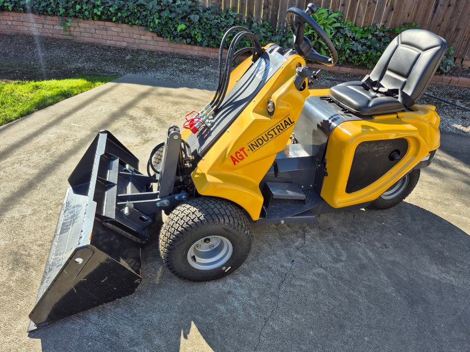 0.7 Ton, RATO Engine Front End Mini Loader | HR230
