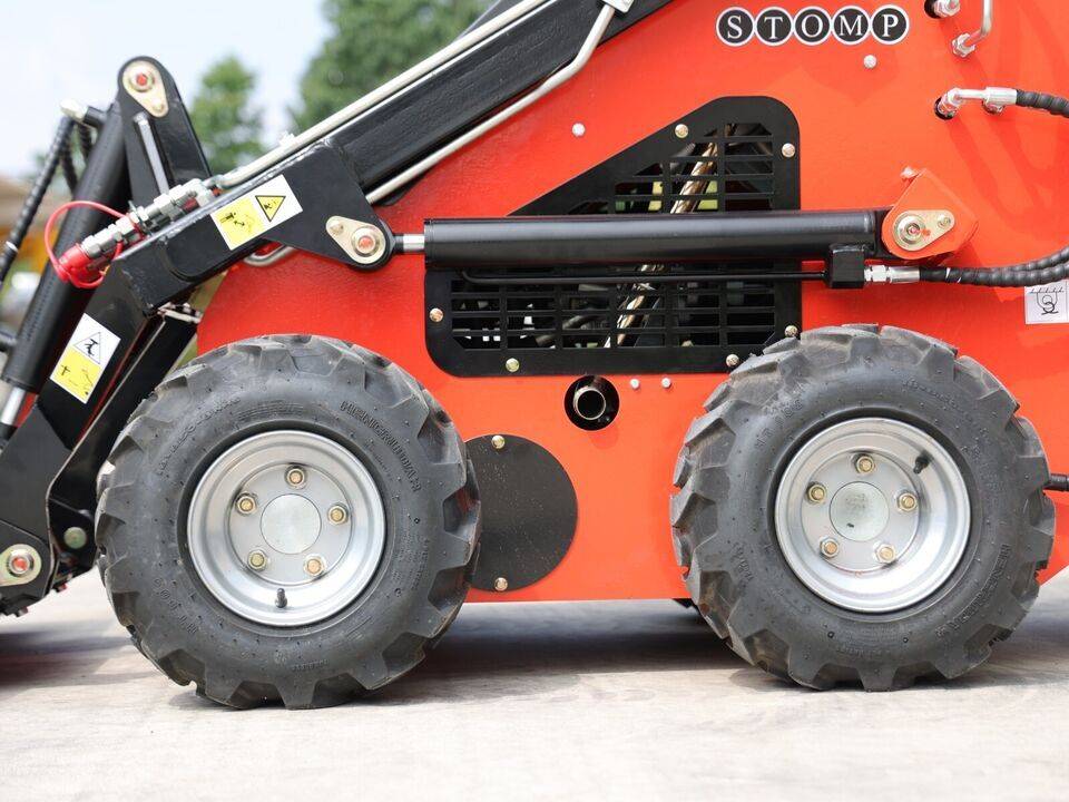 Mini Skid Steer Loader Track Wheel Honda EPA Gas 22.1 HP Engine NEW