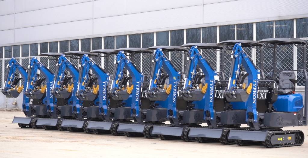 TYPHON TERROR XI STORM Mini Excavator – 1.1 Ton Trench Digger with Boom Swing, Hydraulic Thumb Clip, Bucket