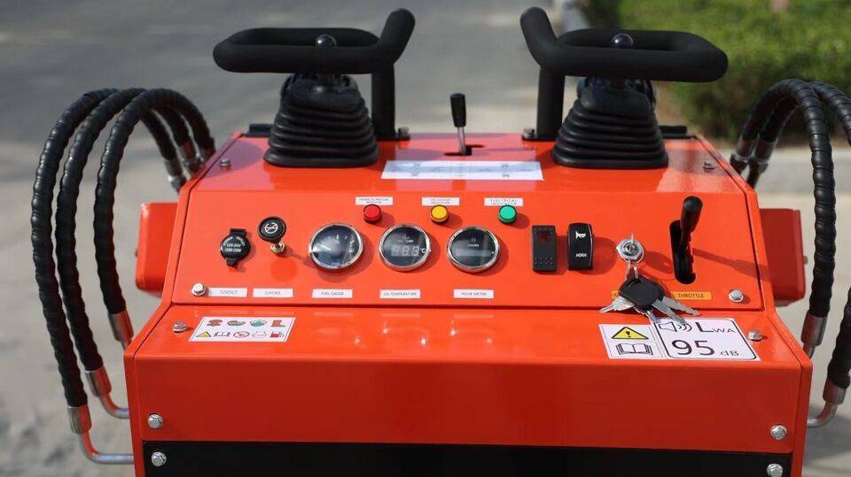 Mini Skid Steer Loader Track Wheel Honda EPA Gas 22.1 HP Engine NEW